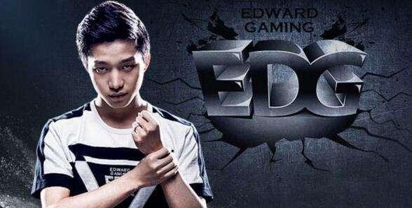 退役名帅爆料视频,视频爆料背后的足球风云 第1张 退役名帅爆料视频,视频爆料背后的足球风云 第1张